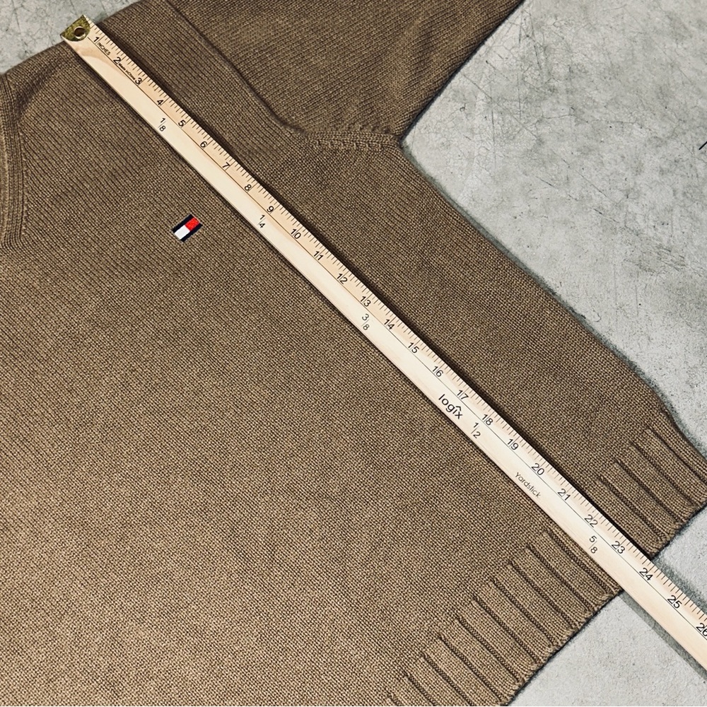 Vintage Tommy Hilfiger Heavy Cotton V-Neck pullover sweater Large - Picture 7 of 9